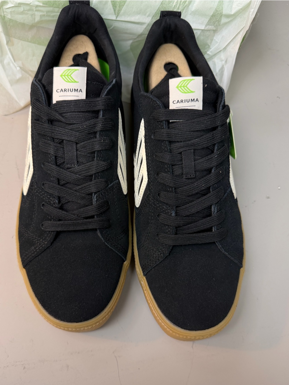 Cariuma Catiba Pro Skate Sneaker - Black with Gum Sole suede / canvas mens 13